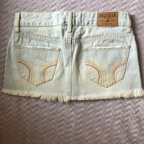 Hollister Denim mini skirt - Picture 2 of 3